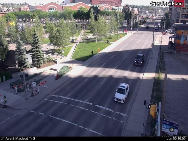 11 Avenue / Macleod Trail S