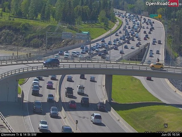 Glenmore Trail / 14 Street SW (West)