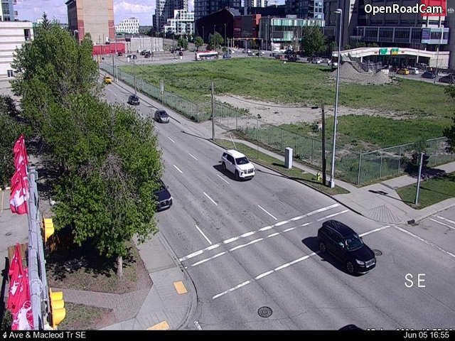 4 Avenue / Macleod Trail S