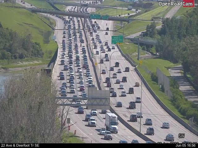 22 Avenue / Deerfoot Trail SE