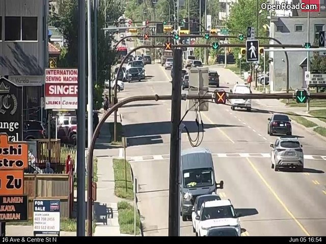 16 Avenue / Centre Street N