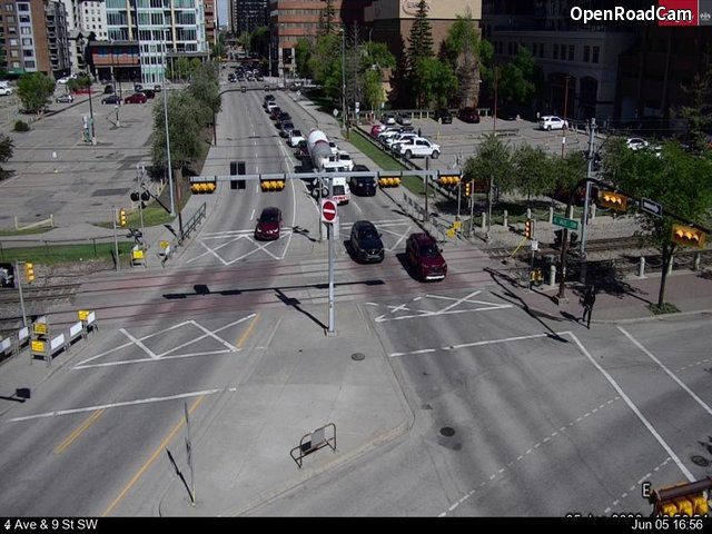 4 Avenue / 9 Street SW