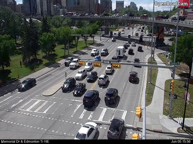 Memorial Drive / Edmonton Trail NE