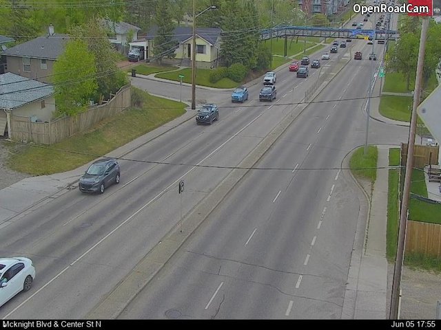 McKnight Blvd / Centre St N
