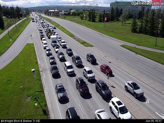 McKnight Boulevard / Barlow Trail NE