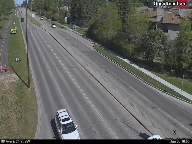 90 Avenue / 24 Street SW