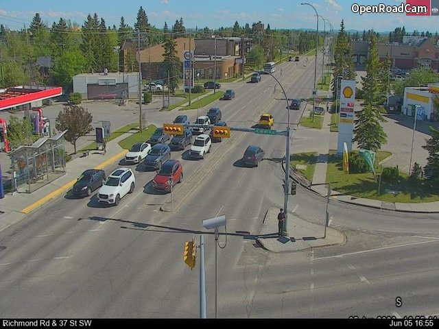 Richmond Rd / 37 St SW