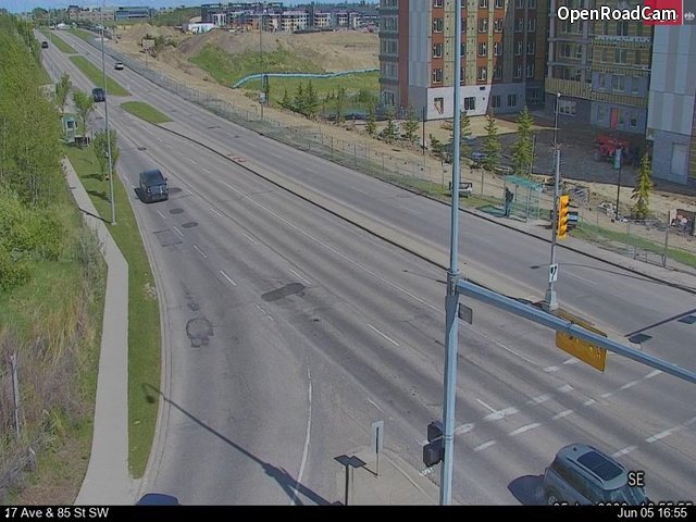17 Ave / 85 St SW