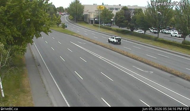 Hwy 17 at Cloverdale Avenue - S