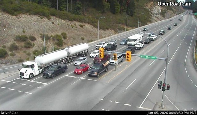 Hwy 1 at West Shore Parkway southbound