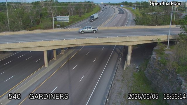 Highway 401 and Gardiners Road