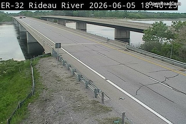 Highway 416 near Rideau River