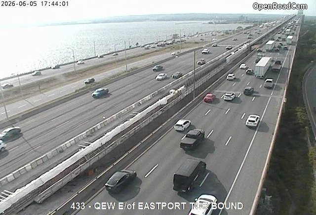 QEW East of Eastport Drive - Toronto Bound