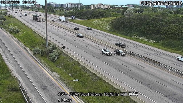 QEW near Southbound Road/Erin Mills Parkway