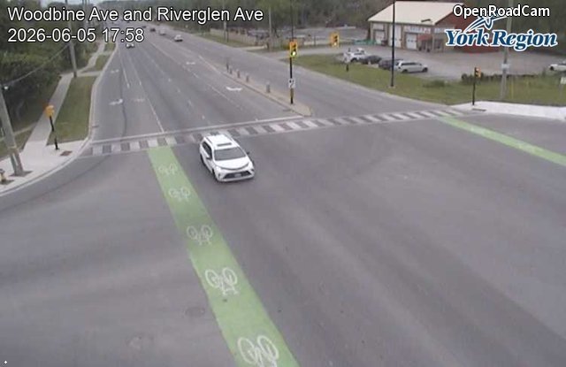 Woodbine Ave and Riverglen Ave