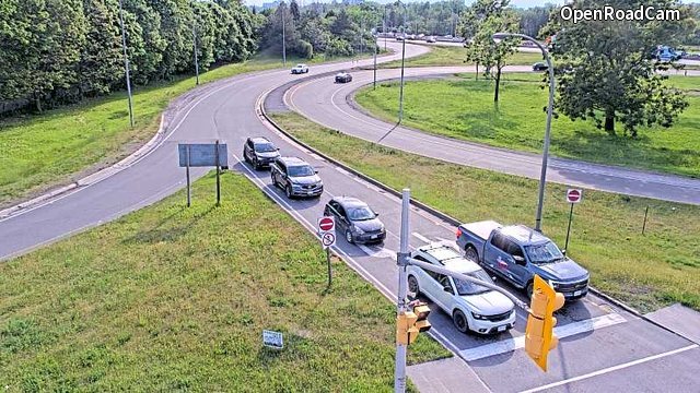Highway 417 (East) & Woodroffe