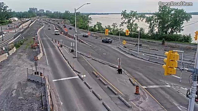 Kichi Zībī Mīkan & Transitway