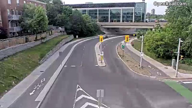 Highway 417 on-ramp (West) & Greenfield / Mann