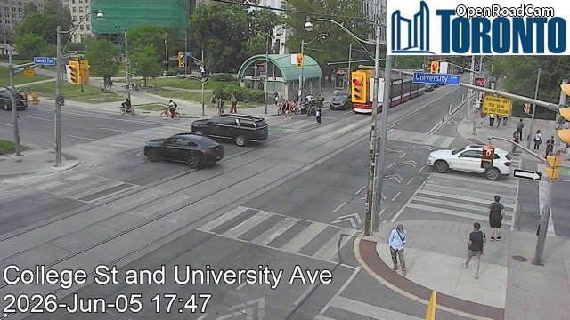 UNIVERSITY AVE & COLLEGE ST