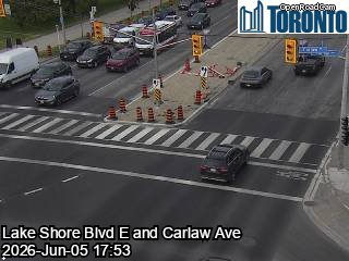 LAKE SHORE BLVD & CARLAW AVE