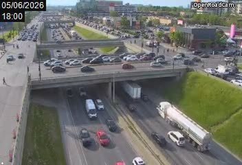 Aut. 15 à la hauteur de la rue Jean-Talon Ouest