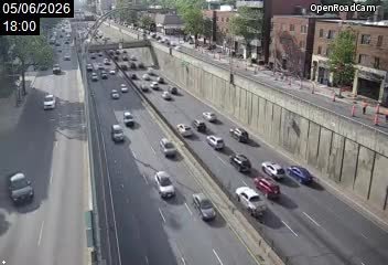 Aut. 15 à la hauteur du ch. de la Côte-Sainte-Catherine
