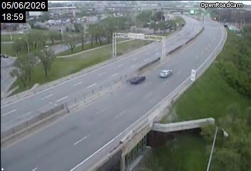 Aut. 20 à la hauteur de l'av. Dorval