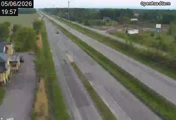 Aut. 15 à 6 km du poste frontalier de Saint-Bernard-de-Lacolle
