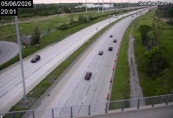 Aut. 40 à la hauteur du pont d'étagement du CN
