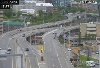 Aut. 440 (direction ouest) à la jonction de l'av. Honoré-Mercier
