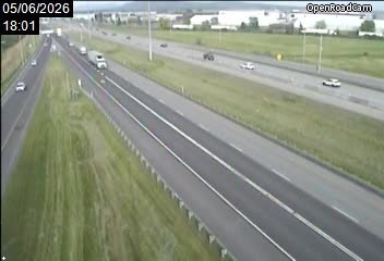 Aut. 20 à l'est de la sortie du boul. De Montarville