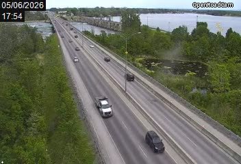Route 201 sur le pont Monseigneur-Langlois