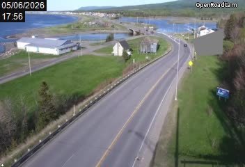 Route 132 à la hauteur de Cap-Chat