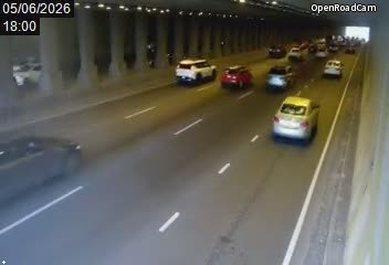 Aut. 15 à la hauteur du tunnel Notre-Dame-de-Grâce (côté sud)