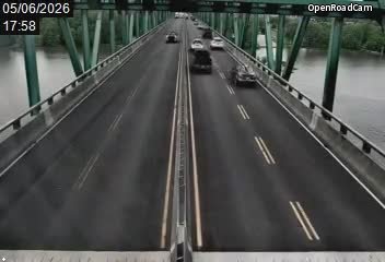 Aut. 55 (direction nord) dans la travée nord du pont Laviolette