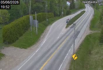 Route du Port à la hauteur de Les Éboulements