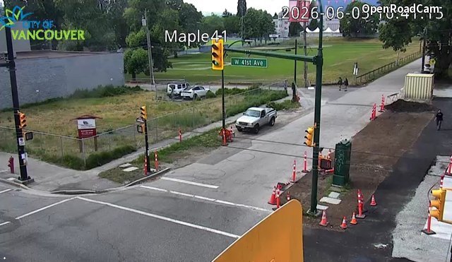 Maple St and W 41st Ave - North