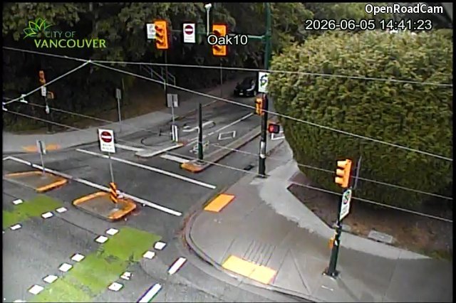 Oak St and W. 10th Ave - West
