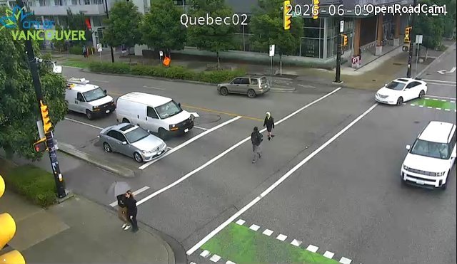 Quebec St and E 2nd Ave - North