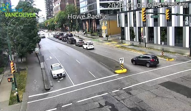 Howe St and Pacific St - West