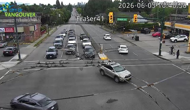 Fraser St and E 41st Ave - East